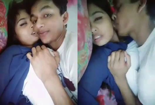 Bangladeshi Village Girl Viral MMS