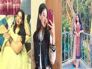 Sexy Desi Girl Shows Nude Body