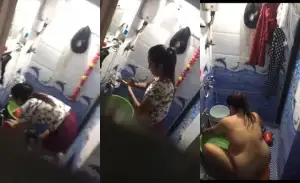 Desi Bhabhi Bathing Capture