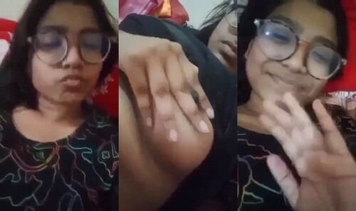 Cute Desi Girl Shows Boobs