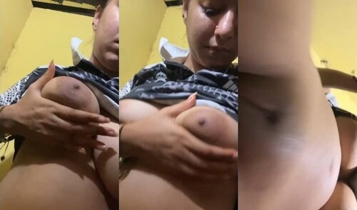 Cute Desi Girl Shows her Boobs and Pussy