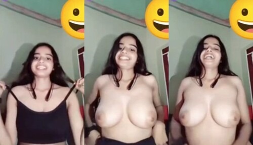 Desi Girl Shows her Big Boobs