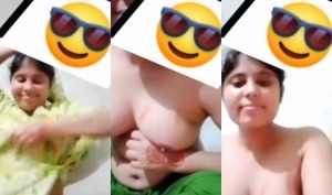 Desi Vlg Girl Shows Big Boobs On VC