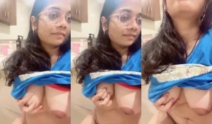 Cute Desi Girl Shows Boobs