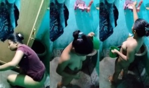 Cute Desi Girl Bathing