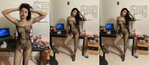 Sexy Desi Girl Shows Nude Body and Blowjob Part 2