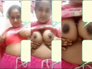 Desi Bhabhi Shows Boobs